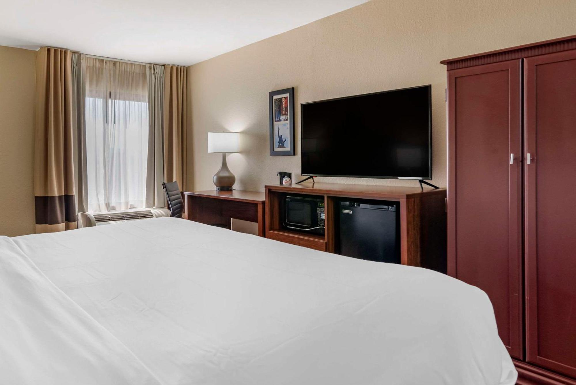 Comfort Inn Birmingham Homewood Exterior photo